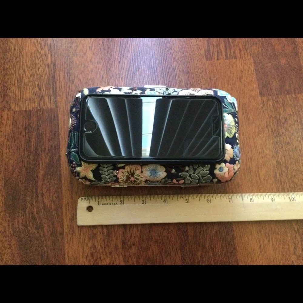 NWT w/ defect Zara Embroidery Beaded Clutch Box MINAUDIÈRE